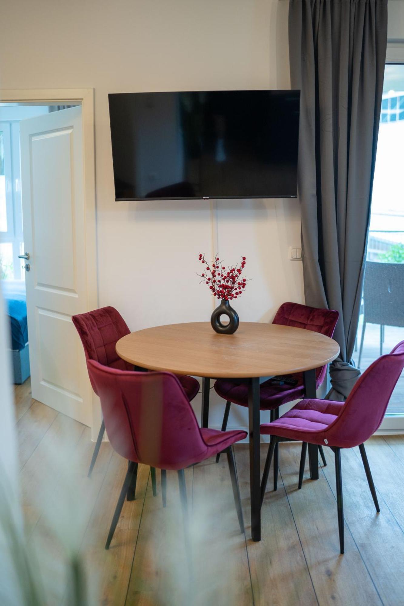 Möbliertes Wohnen - Nina Apartment Rostock